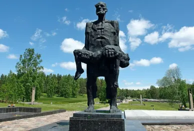 Мемориальный комплекс «Хатынь»