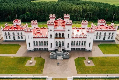 Белорусская Голландия:  Тюльпановое поле – Коссовский дворец