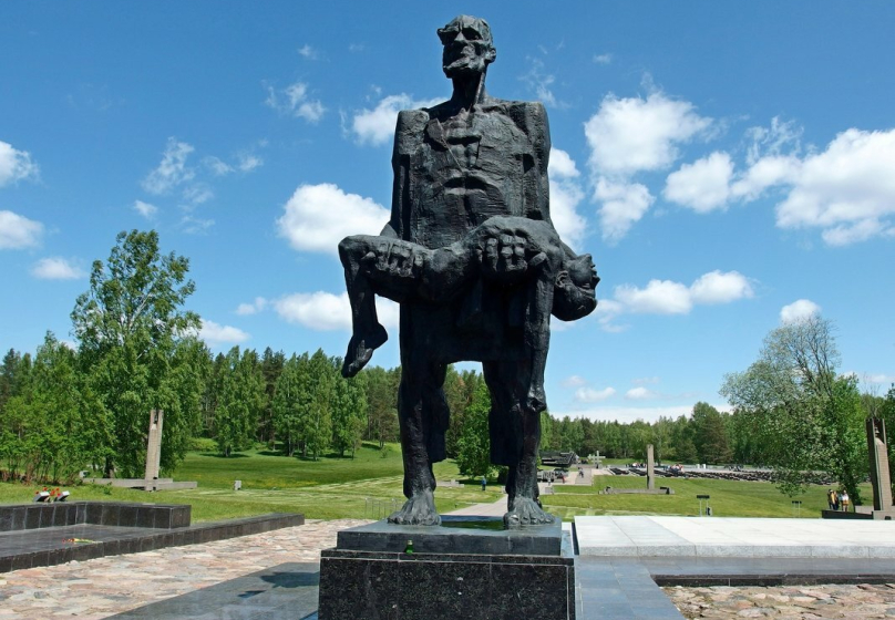 Мемориальный комплекс «Хатынь»
